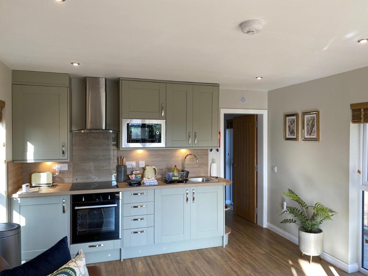 Acorn Lodge With Hot Tub Cupar Extérieur photo