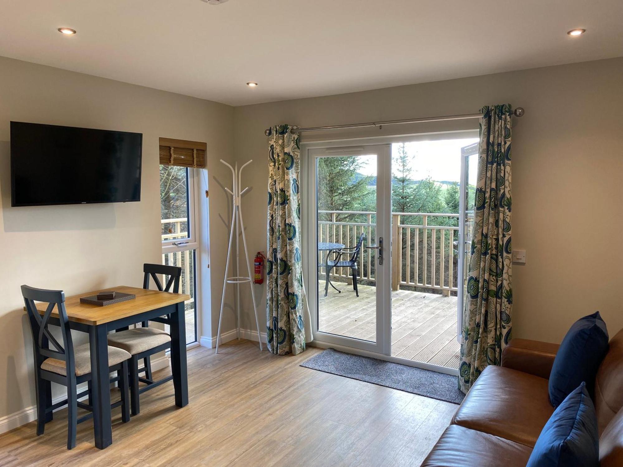 Acorn Lodge With Hot Tub Cupar Extérieur photo